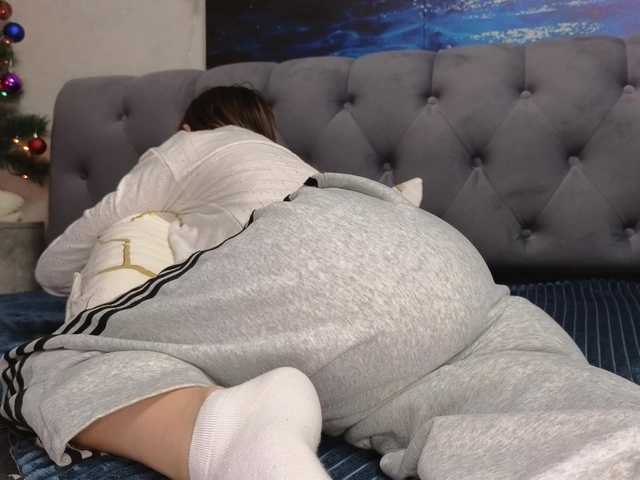 -Sexyhotangel-'s BongaCams show and profile