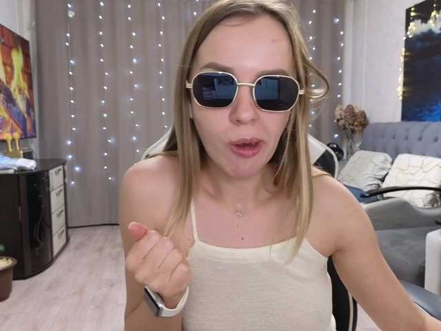 -Sexyhotangel-'s BongaCams show and profile