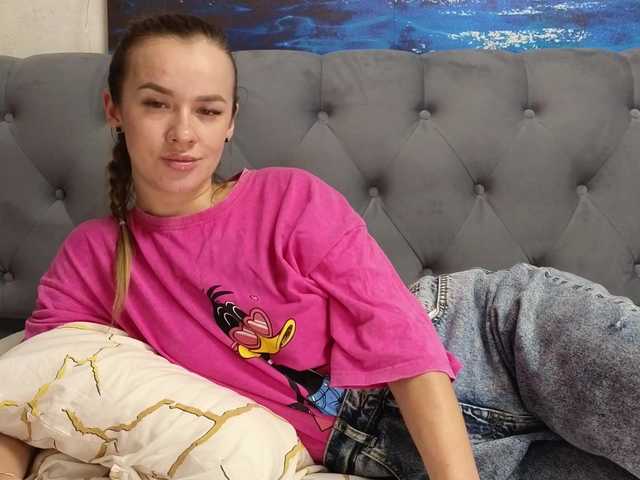 -Sexyhotangel-'s BongaCams show and profile