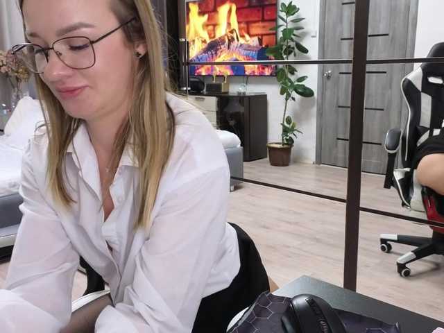 -Sexyhotangel- — Hello everyone, I'm Ksyu! I love to fool around and chat Subscribe, you won't get bored with me! I do not do anything for tokens in a personal account!