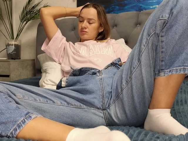 -Sexyhotangel-'s BongaCams show and profile