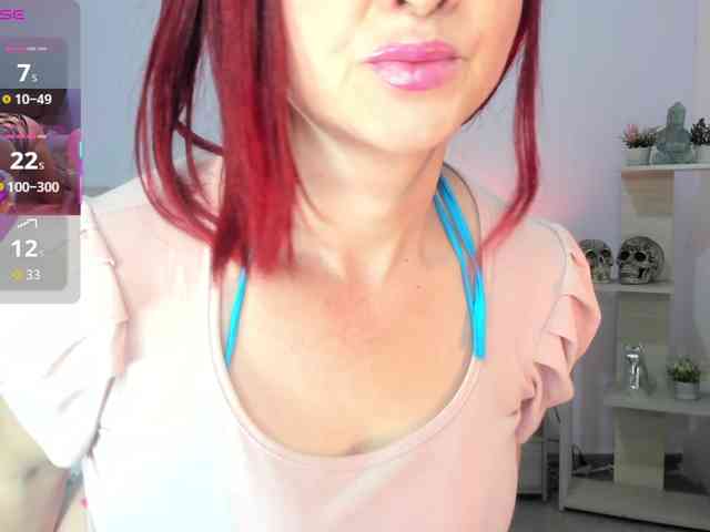 lucy-hott webcam