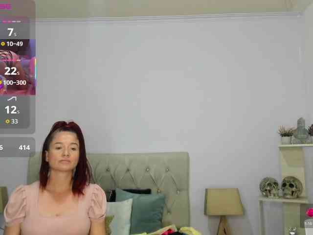 lucy-hott webcam