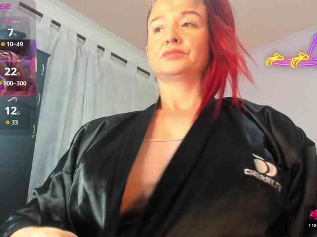 lucy-hott webcam