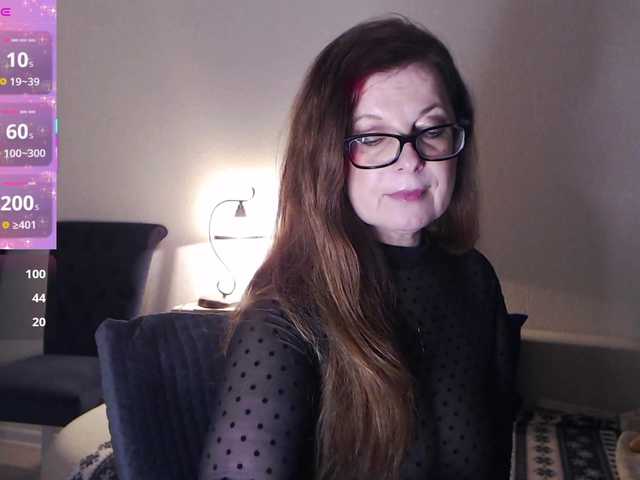 HelenBerg's BongaCams show and profile