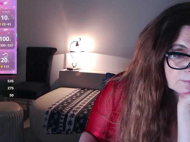 HelenBerg's BongaCams show and profile