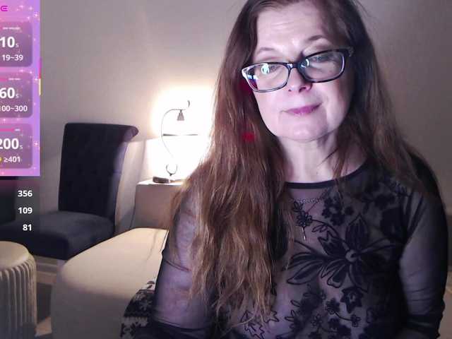 HelenBerg's BongaCams show and profile