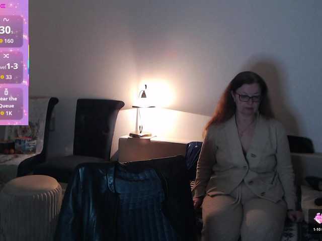 HelenBerg's BongaCams show and profile