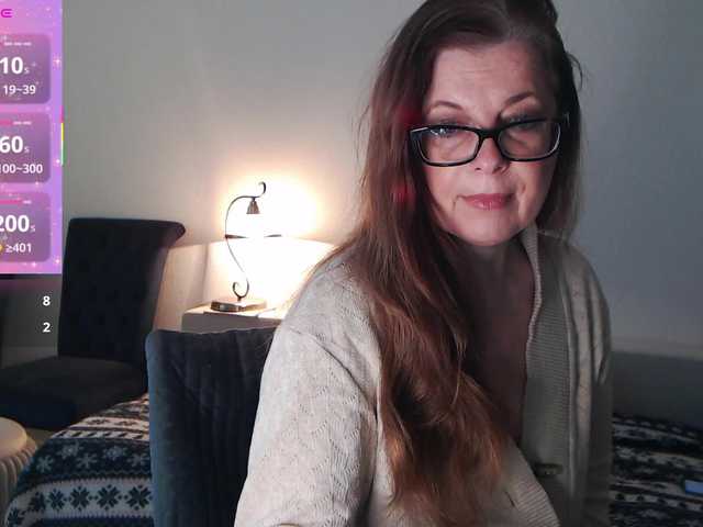 HelenBerg's BongaCams show and profile