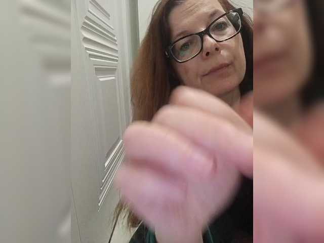 HelenBerg's BongaCams show and profile