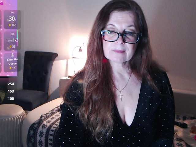 HelenBerg's BongaCams show and profile