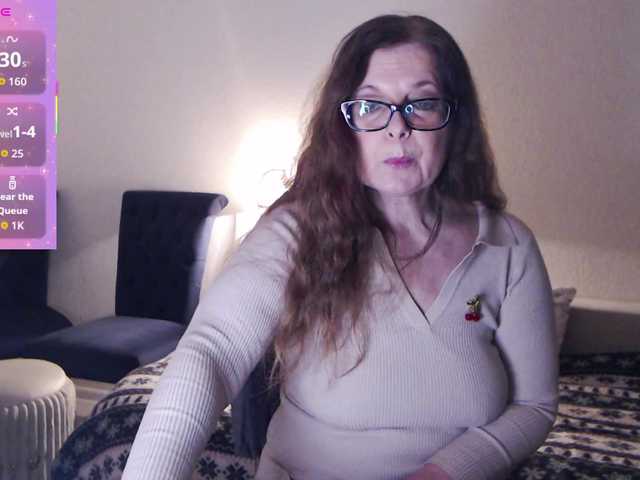 HelenBerg's BongaCams show and profile