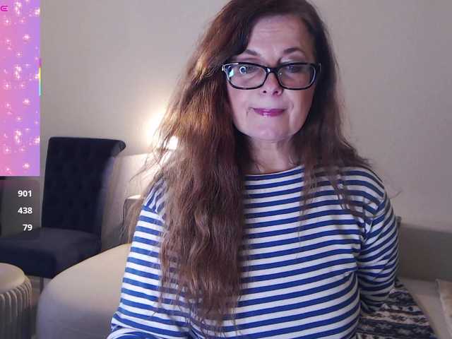 HelenBerg's BongaCams show and profile