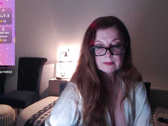 HelenBerg's BongaCams show and profile