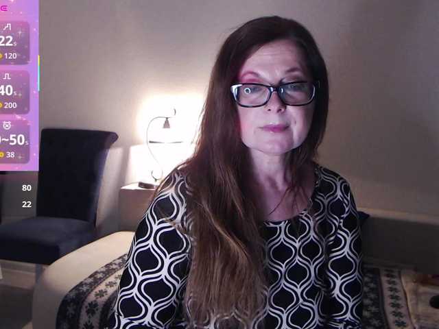 HelenBerg's BongaCams show and profile