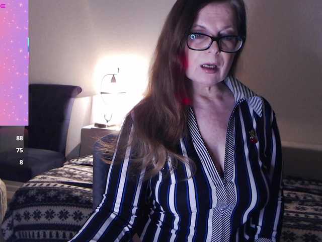 HelenBerg's BongaCams show and profile