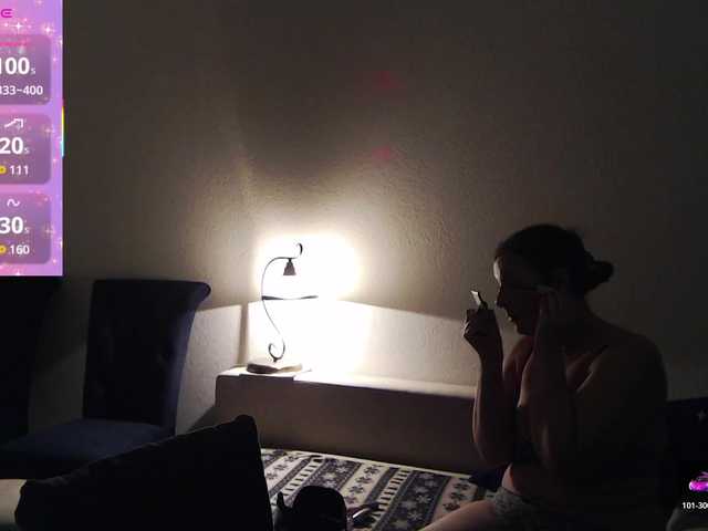 HelenBerg's BongaCams show and profile