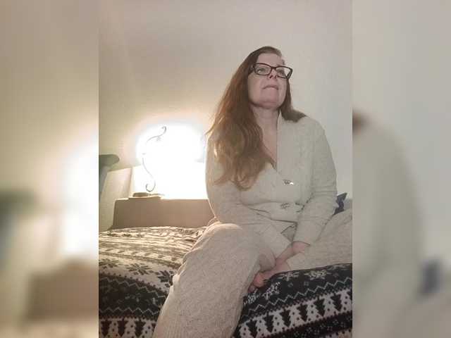 HelenBerg's BongaCams show and profile