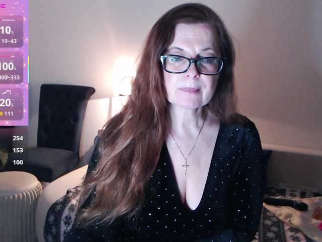 HelenBerg's BongaCams show and profile