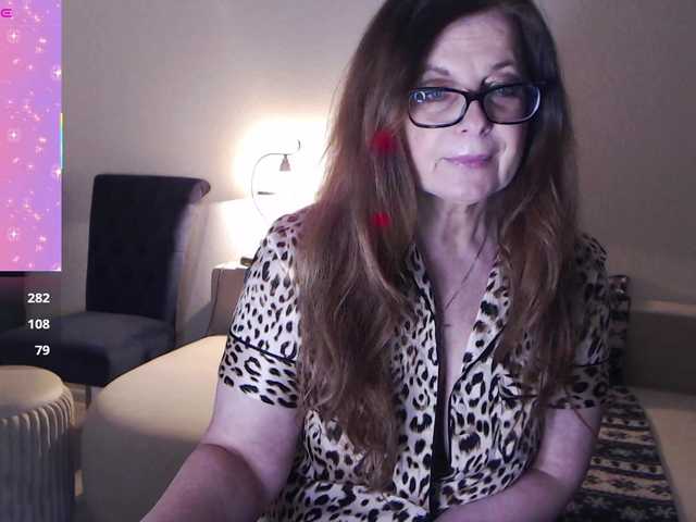 HelenBerg's BongaCams show and profile