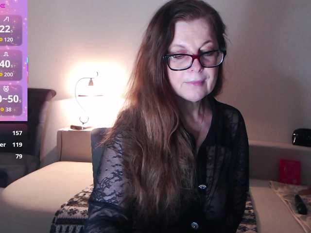 HelenBerg's BongaCams show and profile