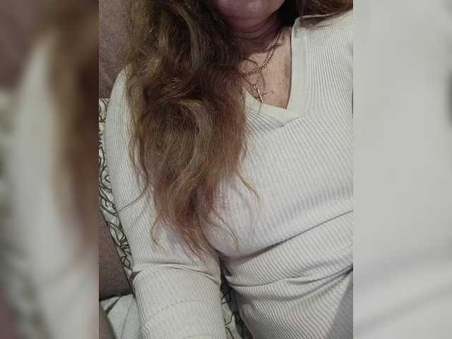 HelenBerg's BongaCams show and profile