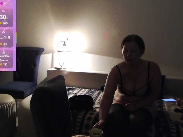 HelenBerg's BongaCams show and profile