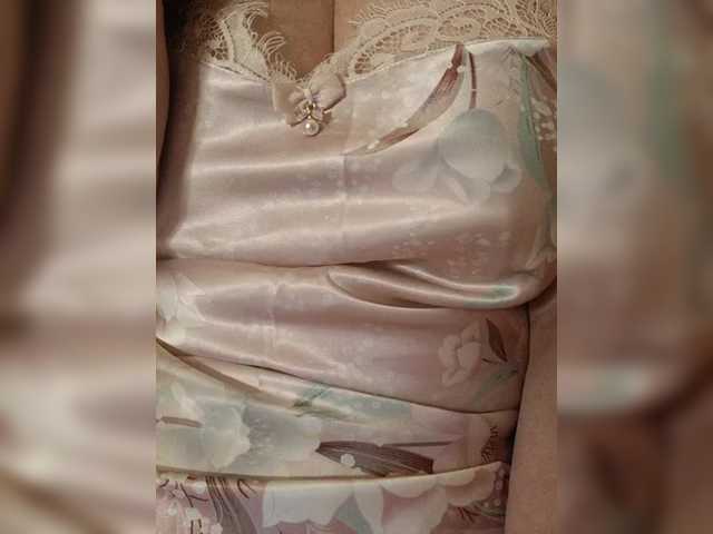 HelenBerg's BongaCams show and profile