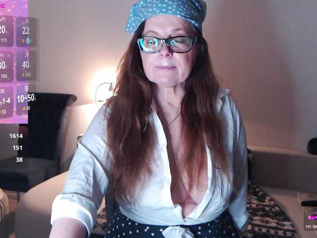 HelenBerg's BongaCams show and profile