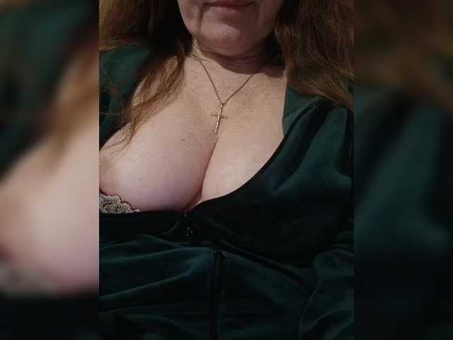 HelenBerg's BongaCams show and profile