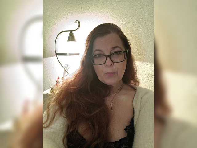 HelenBerg's BongaCams show and profile