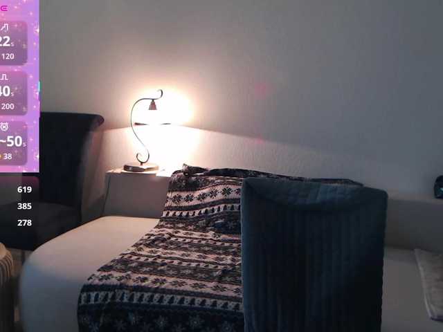 HelenBerg's BongaCams show and profile