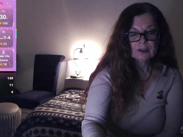 HelenBerg's BongaCams show and profile