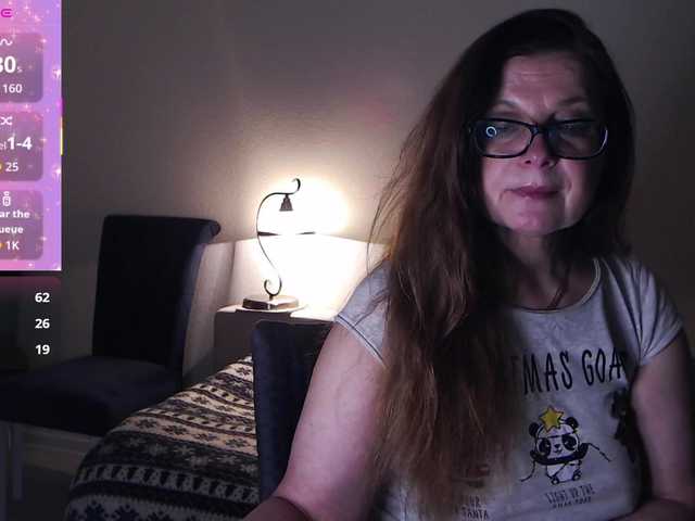 HelenBerg's BongaCams show and profile