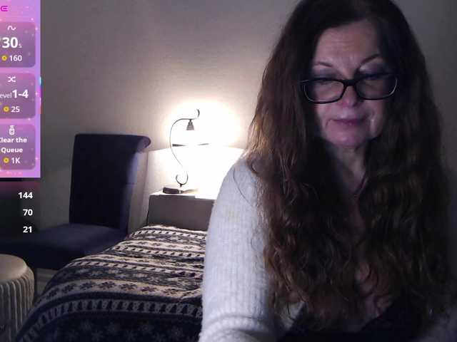 HelenBerg's BongaCams show and profile