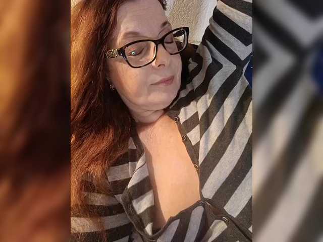 HelenBerg's BongaCams show and profile