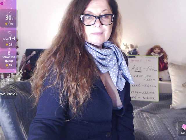 HelenBerg from BongaCams