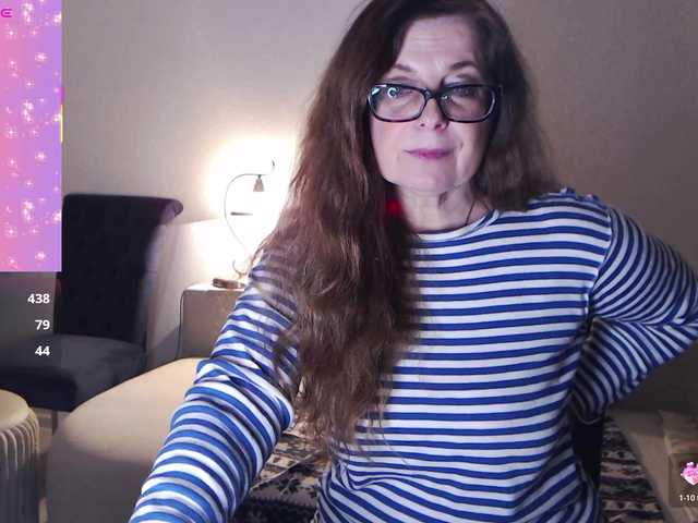 HelenBerg's BongaCams show and profile