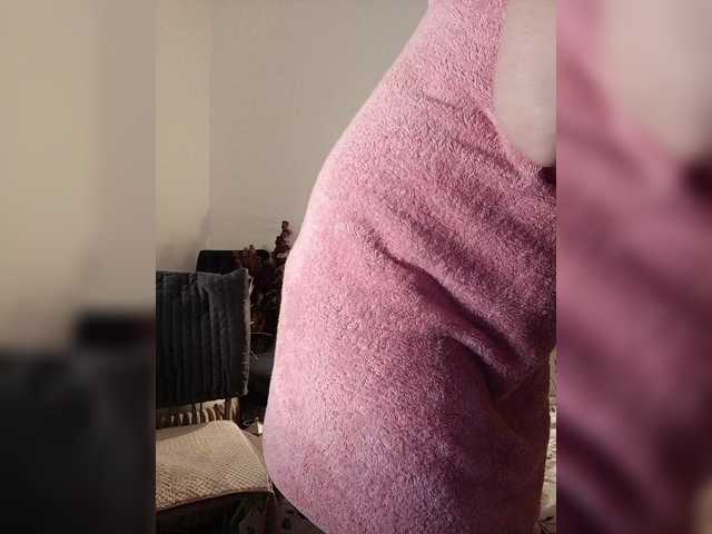 HelenBerg's BongaCams show and profile