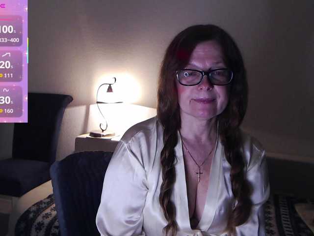 HelenBerg's BongaCams show and profile