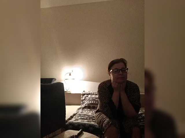 HelenBerg's BongaCams show and profile