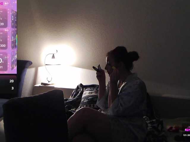 HelenBerg's BongaCams show and profile