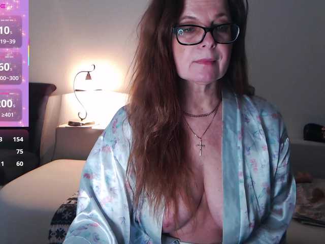 HelenBerg's BongaCams show and profile