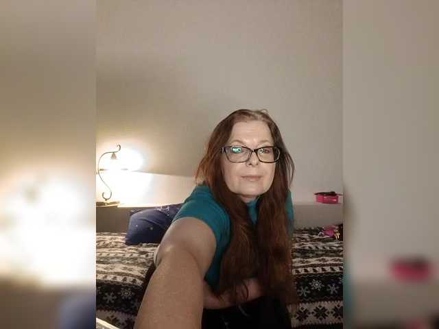 HelenBerg's BongaCams show and profile