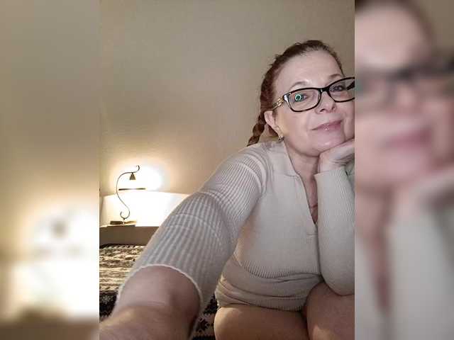 HelenBerg's BongaCams show and profile