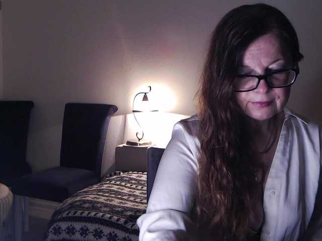 HelenBerg's BongaCams show and profile