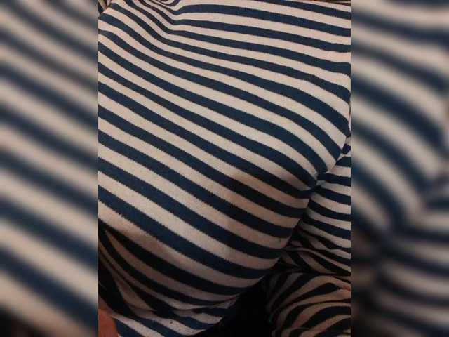 HelenBerg's BongaCams show and profile