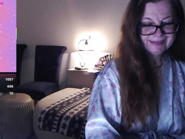 HelenBerg's BongaCams show and profile