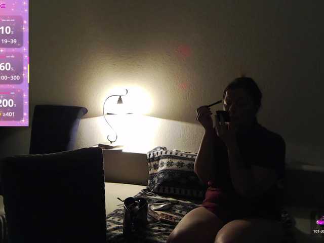 HelenBerg's BongaCams show and profile