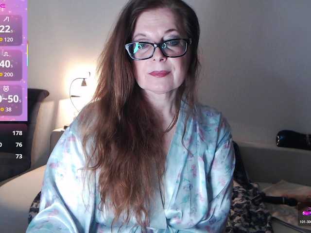 HelenBerg's BongaCams show and profile